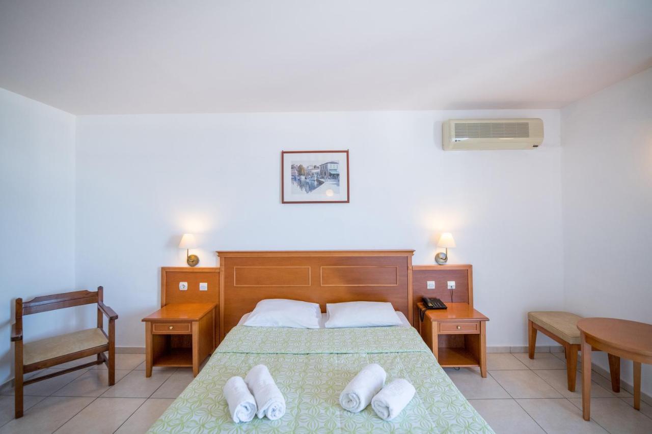 Semiramis Village Hotel Hersonissos  Ngoại thất bức ảnh