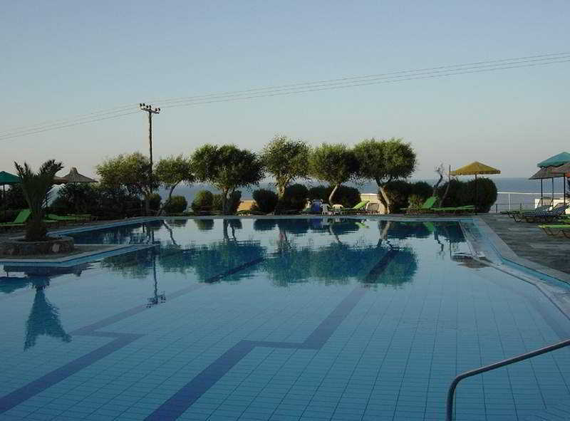 Semiramis Village Hotel Hersonissos  Ngoại thất bức ảnh